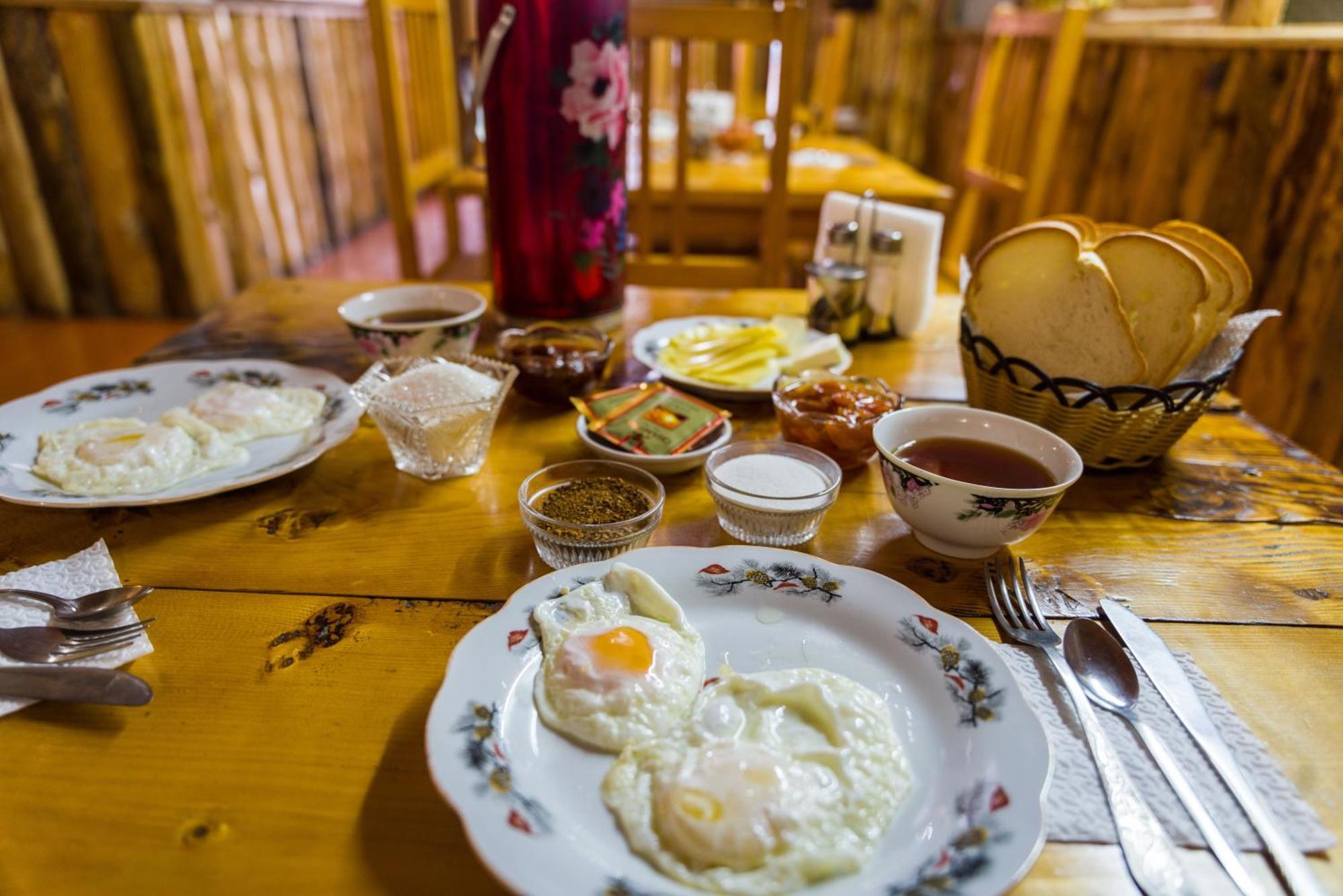 Arista Yurt Camp Hotel Karakol Exterior photo