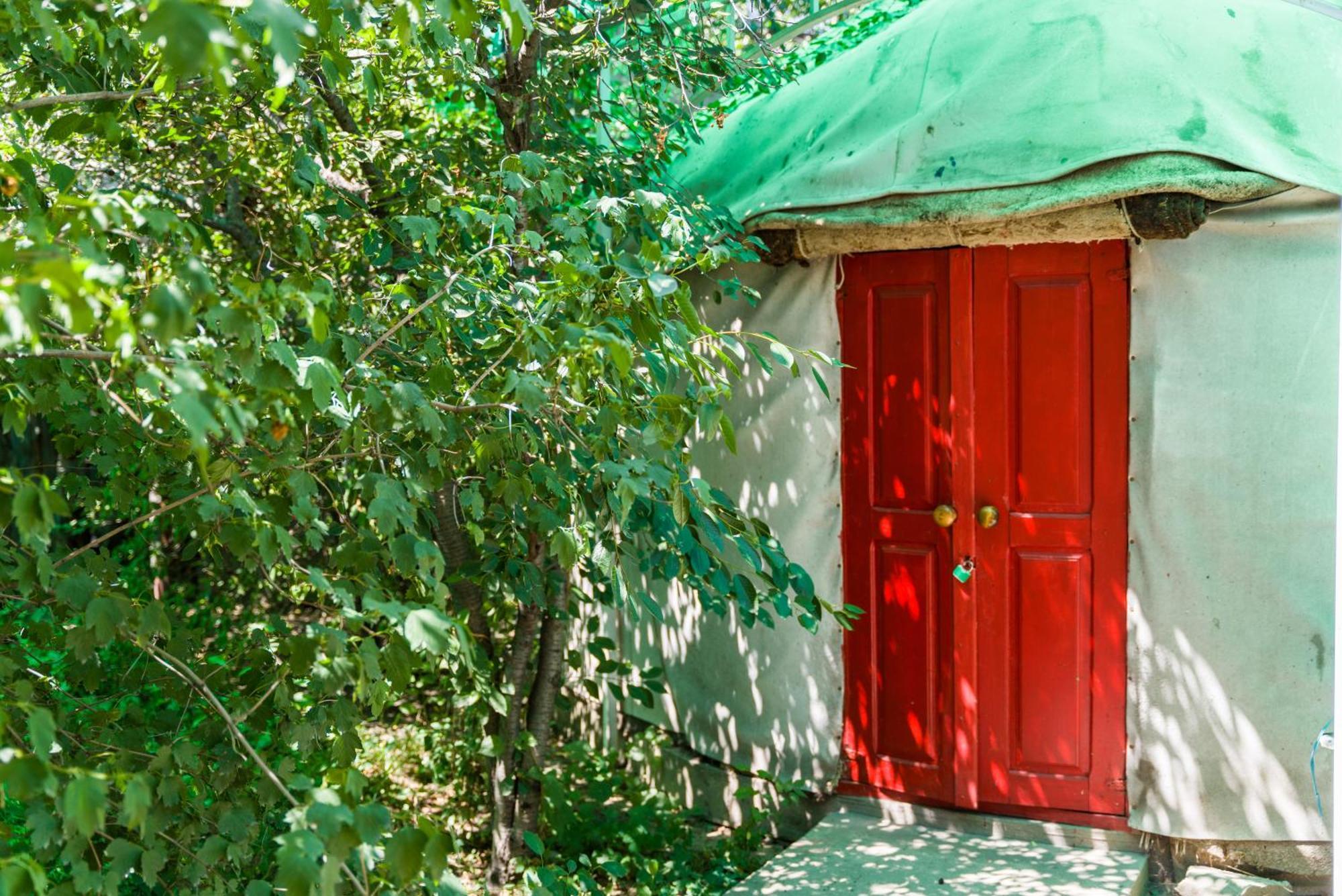 Arista Yurt Camp Hotel Karakol Exterior photo